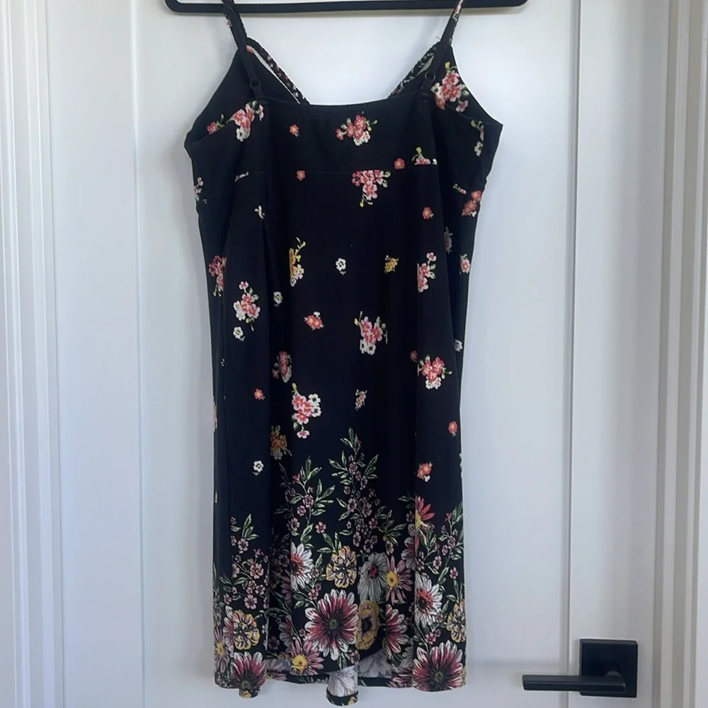 Planet Gold black floral dress with braided accent - Picture 4 of 7